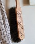 Set pelle beige et balayette en crin de Cheval et bois de Hêtre - Iris Hantverk