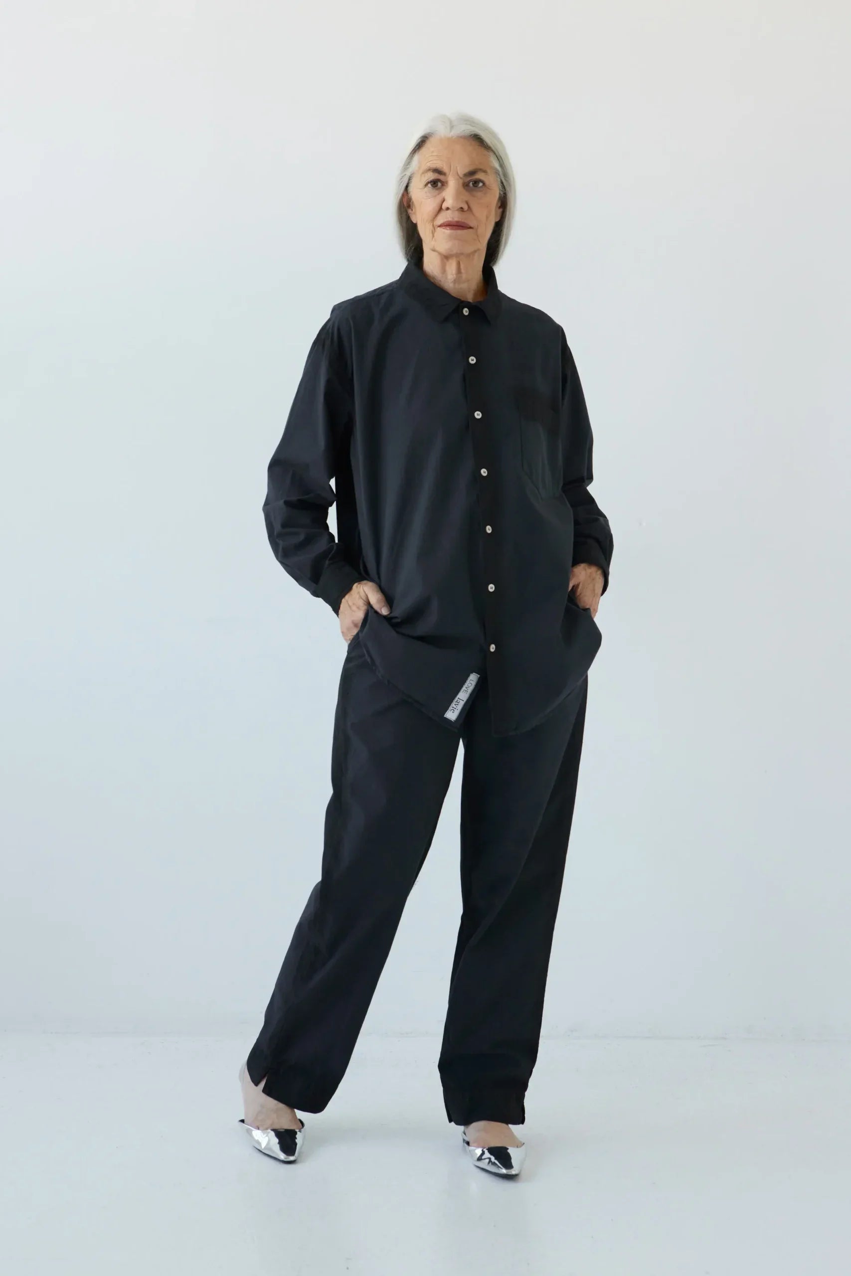 chemise manche longue noire en coton bio et oeko tex
