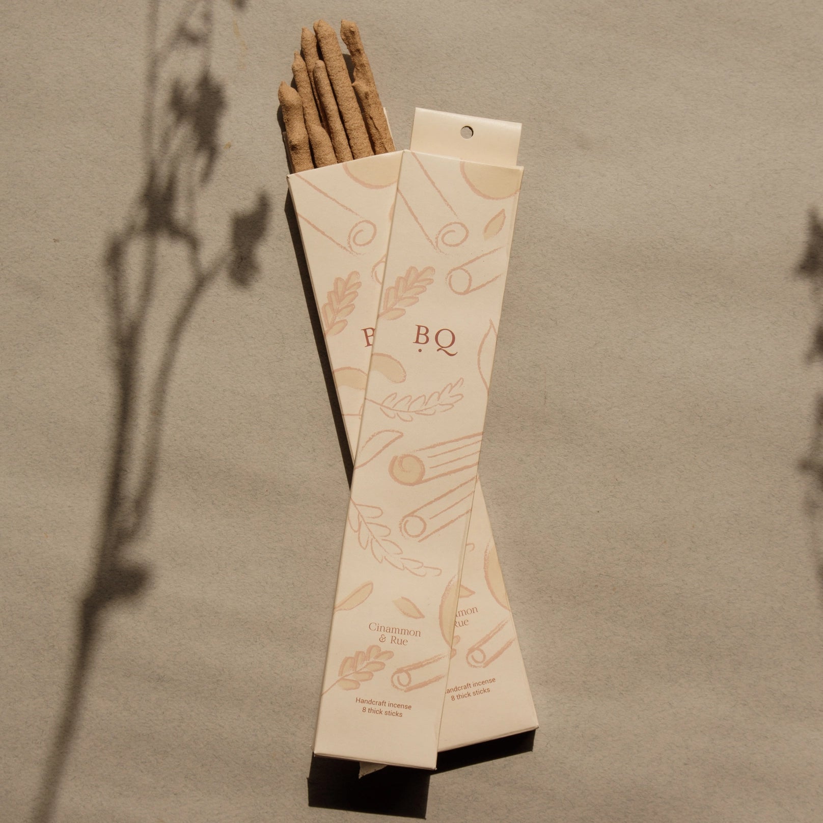 Bâtonnets d'encens épais naturels Cannelle et Rue