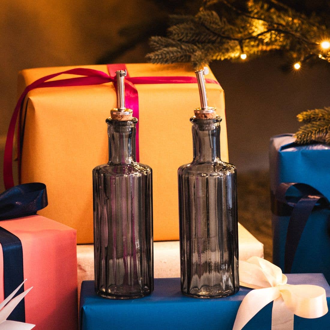 Bouteille à huile ou vinaigre en verre recyclé couleur gris fumé 30cl