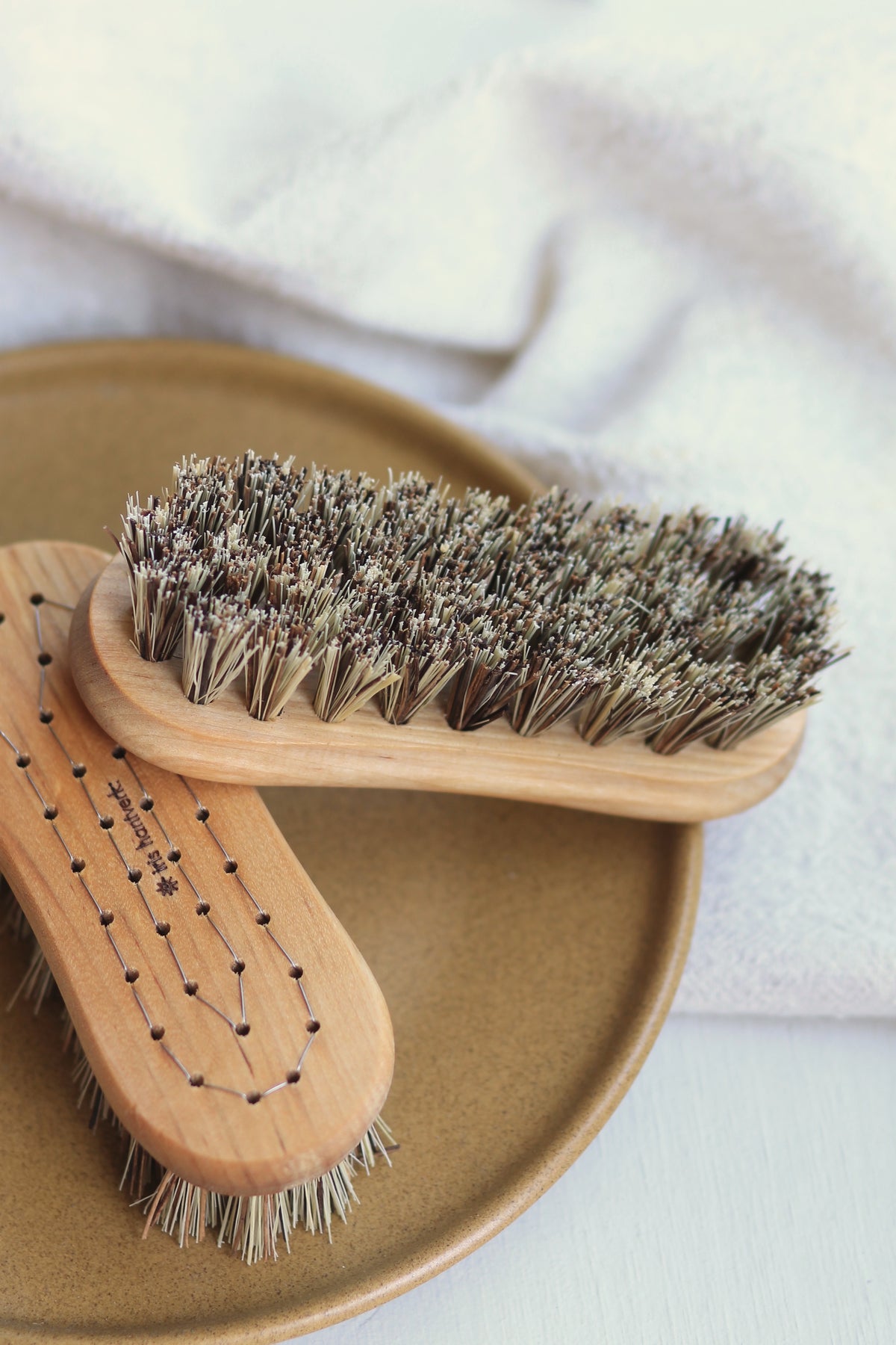 Brosse à légumes en bouleau et fibre union – Iris Hantverk
