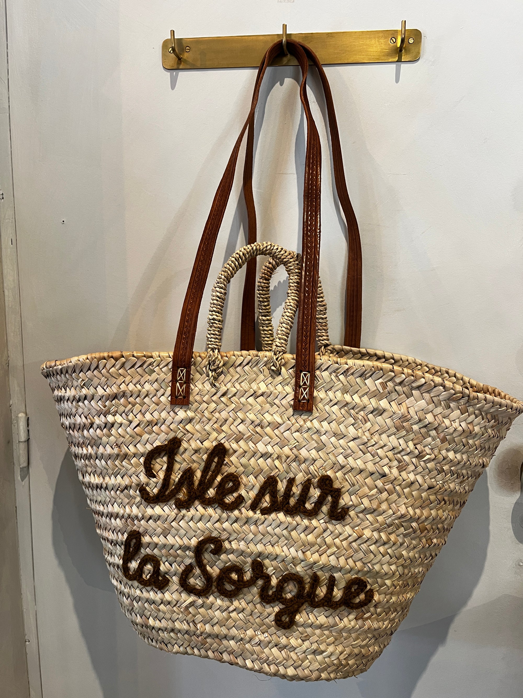 Panier doubles anses naturelles et cuir marron - L'Isle sur la Sorgue