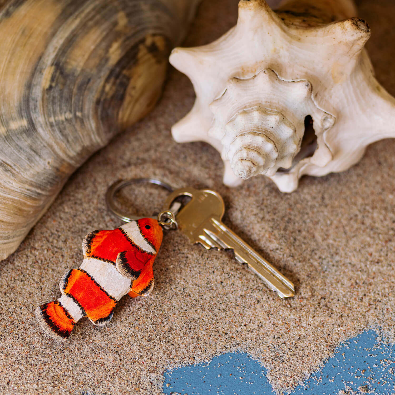 Porte-clés en bois Poisson-clown